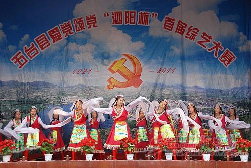 河锡辰结束见面会「1举动超暖」！　主持人李嘉文揭私下互动